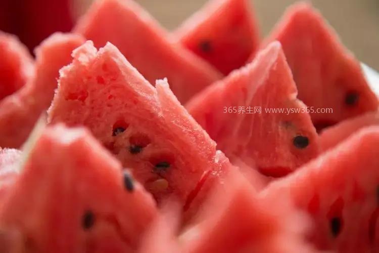 银屑病最怕三种水果,枇杷/无花果/猕猴桃等可以吃
