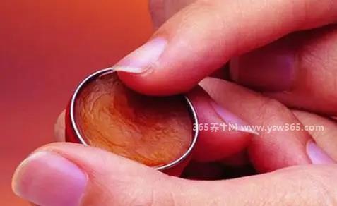 为什么说清凉油能让女人上天,短时间会无比的刺激