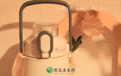 大肚杯吸管怎么安装视频图解,详细讲解