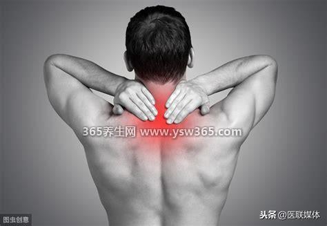 女人后背疼的原因 5个疾病会引起后背疼,颈椎病/肾结石/肩周炎等疾病