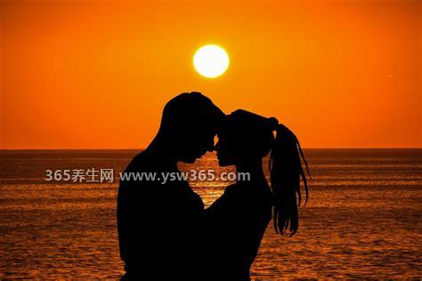一个男的吻你下面他是爱你吗,说明他是真的喜欢你/愿意对你负责