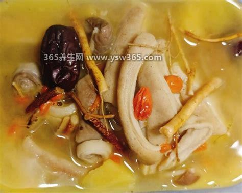 五指毛桃煲汤配什么,配猪骨/水鸭/鸡肉更好