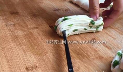 最简单花卷的6种拧法图解,简单快捷做出好看的花卷