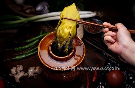 315曝光统一的老坛酸菜究竟是哪的,制作过程太恶心了