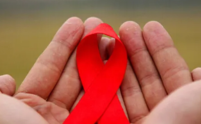 感染HIV不等于得艾滋病吗